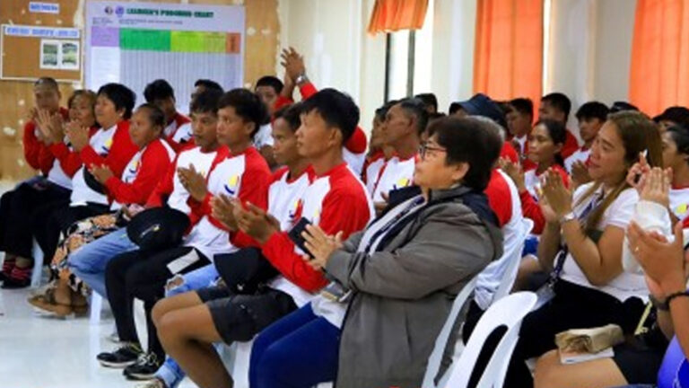 44 Badjaos Undergo Carpentry, Masonry Training In Surigao City