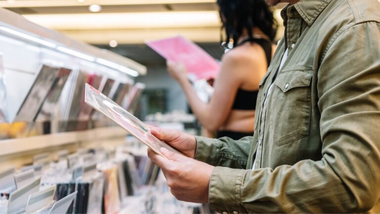 Nostalgic Notes: The Revival Of Physical Music In A Streaming-Dominated World