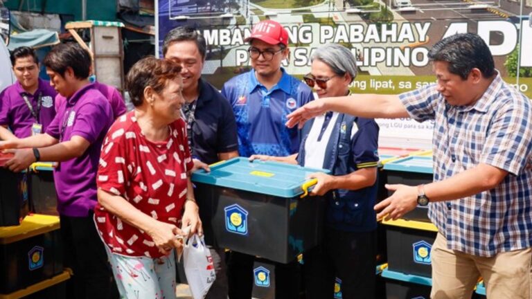 Carina-Displaced Victims In NCR Get Relief Packs From DHSUD