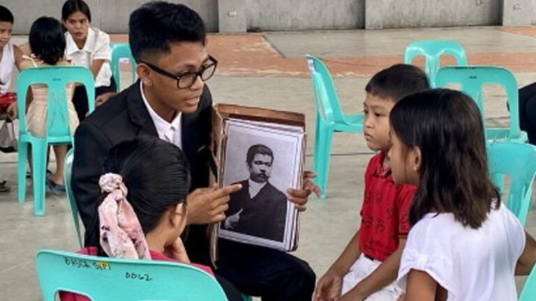 Albay Town Youth Leaders Educate Kids On Lives Of Heroes