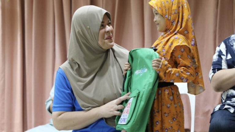VP Sara Leads Nationwide Distribution Of ‘PagbaBAGo’ Bags