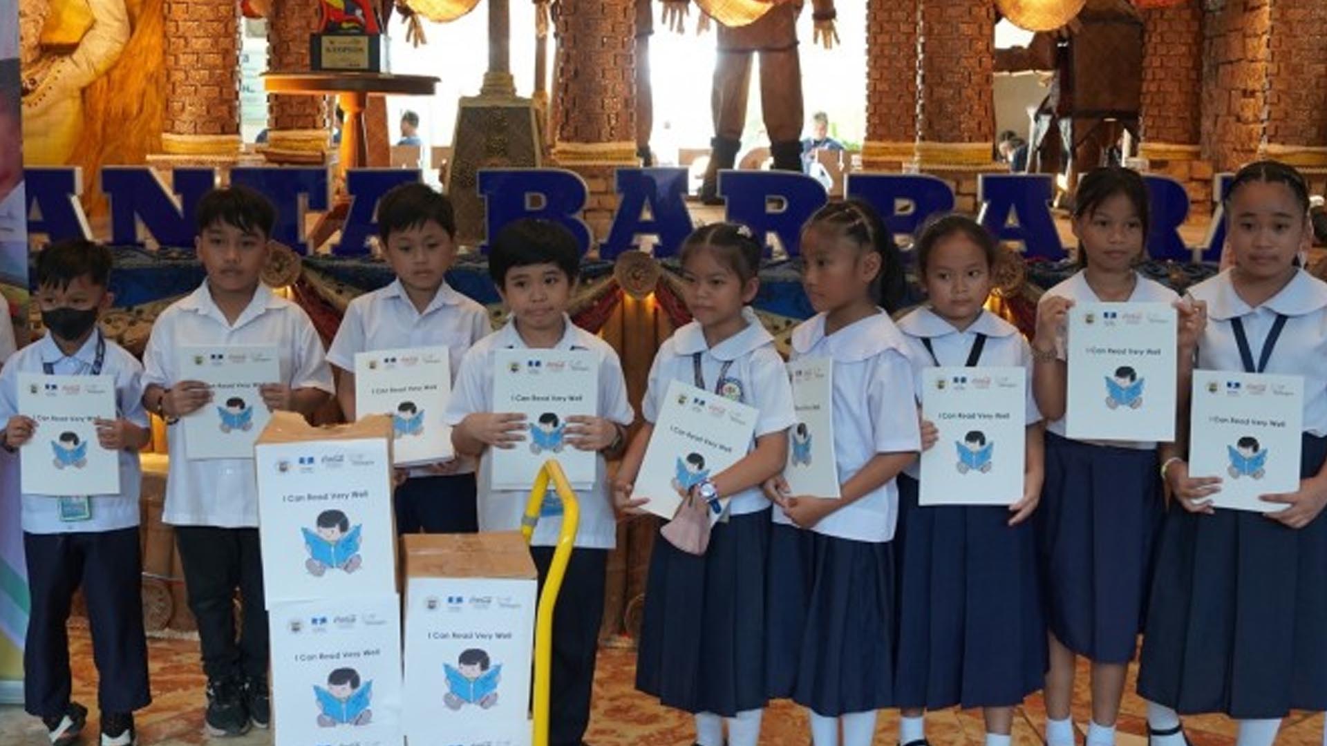 Iloilo Province Distributes Workbooks To Boost Reading Proficiency