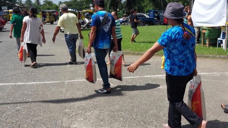 1.4K Vulnerable Individuals In Davao Del Norte Get PHP29 Per Kilo Rice
