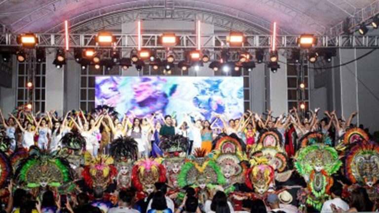 45K People Join Bacolod MassKara Opening