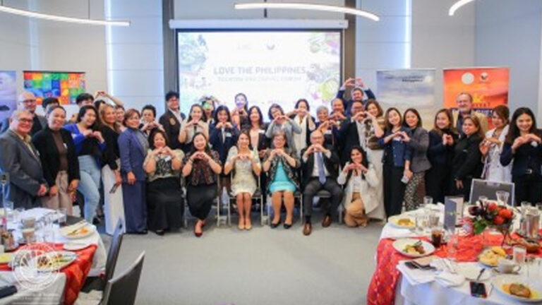 Philippine Courts Australian Tourists As Flights Increase