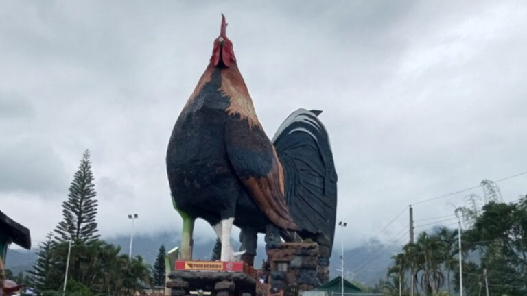 Largest ‘Chicken’ Building Is Latest Negros Tourism Magnet