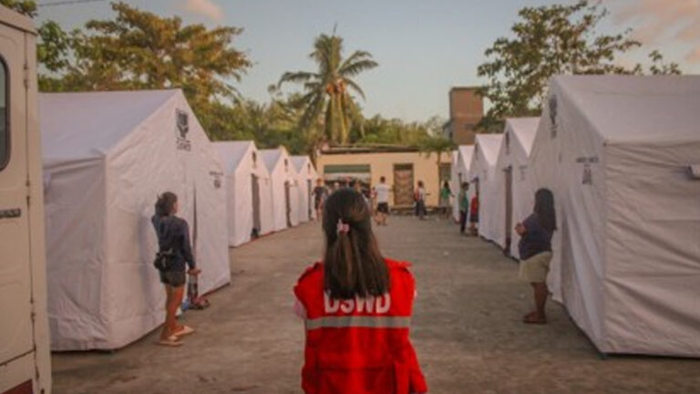 DSWD Sets Up Camarines Sur ‘Tent Cities’ For ‘Kristine’-Affected Families