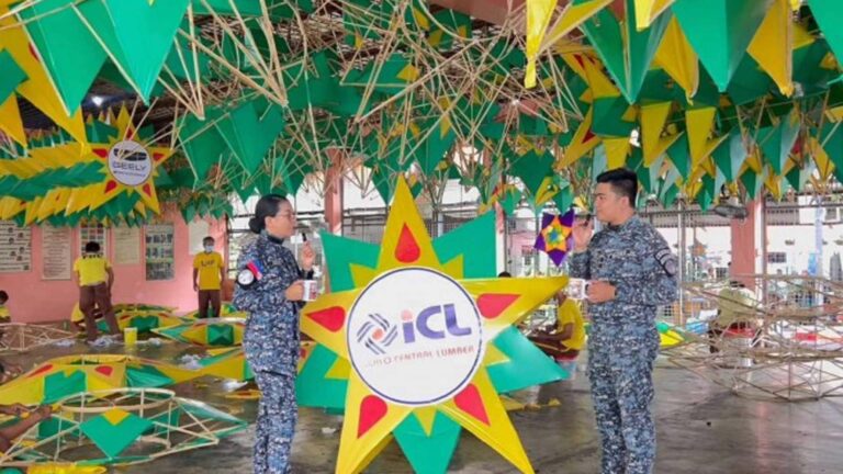 Iloilo City Beams With 1,500 ‘Lanterns Of Hope’