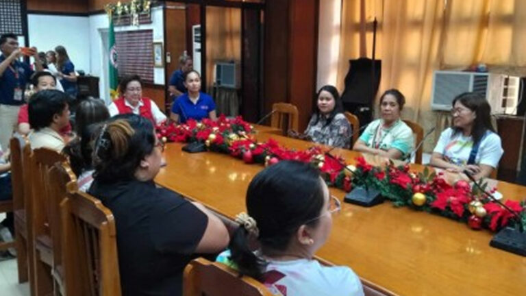 Solar Streetlights To Benefit 300 Antique Communities With PHP300 Million Investment