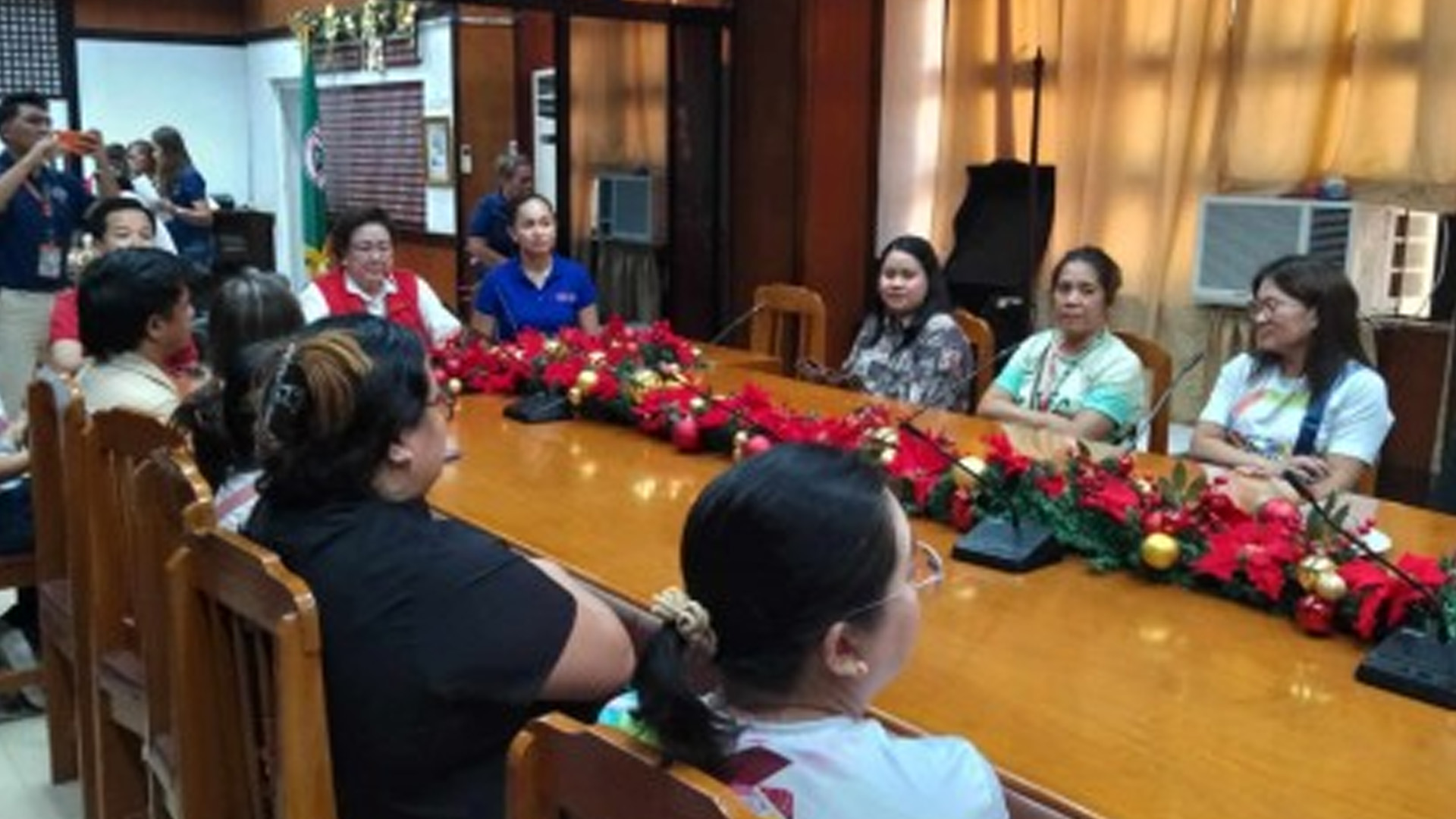 Solar Streetlights To Benefit 300 Antique Communities With PHP300 Million Investment