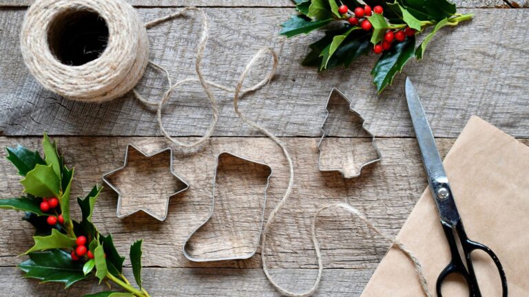 Upcycled Christmas Magic: Creative Decor from Reusable Materials