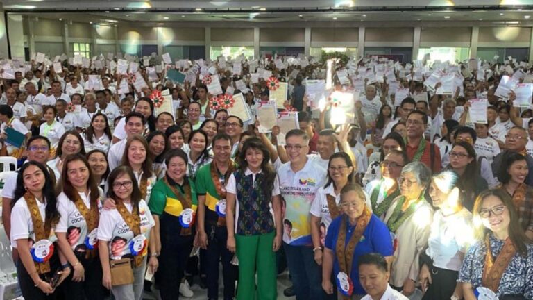 3.2K Bicol ARBs Relieved From Nearly PHP89 Million Loans, Debts