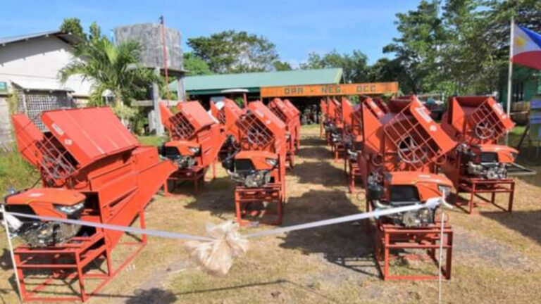 New Rice Threshers Boost Yield For Negros Occidental Farmers