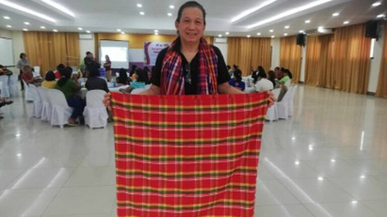 DTI, DOST Help Antique Develop ‘Patadyong’ Industry