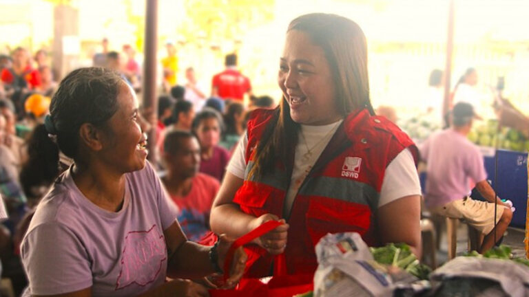 Over 600 Families Benefit From DSWD Food Stamps In Camarines Sur