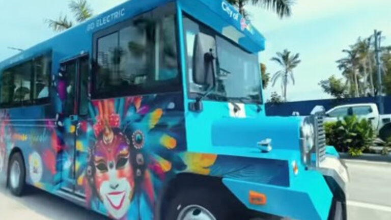 Bacolod Conducts Dry Run For New E-Jeep Green Route