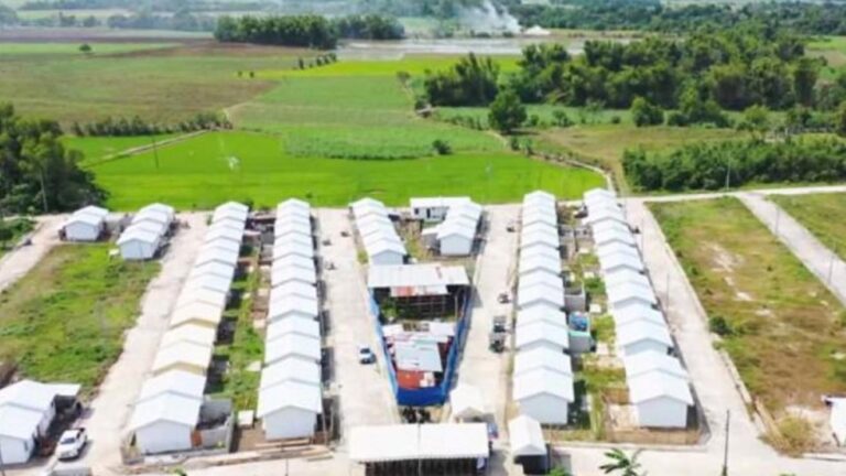 100 Disaster-Resilient Homes Awarded To Residents Of La Carlota City