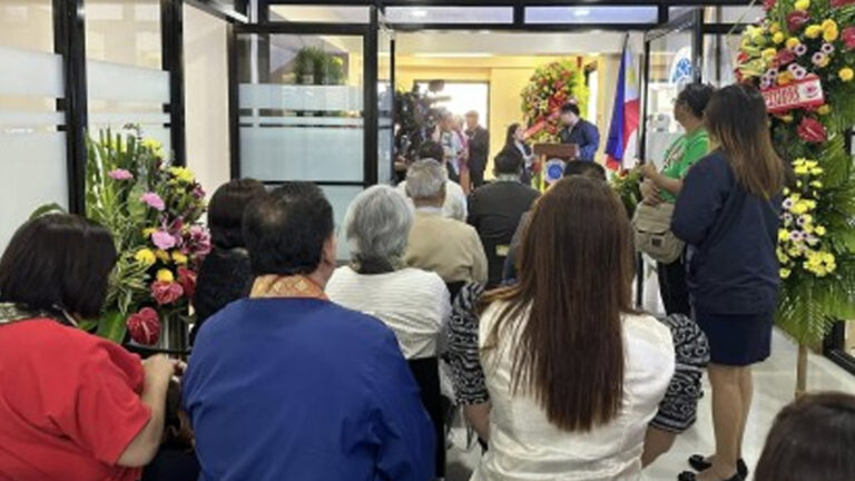 PRC Launches Computer-Based Licensure Testing Center In Cebu