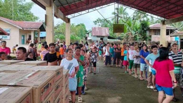 DSWD Releases Over 6K Food Packs To Flood-Hit Eastern Samar Families
