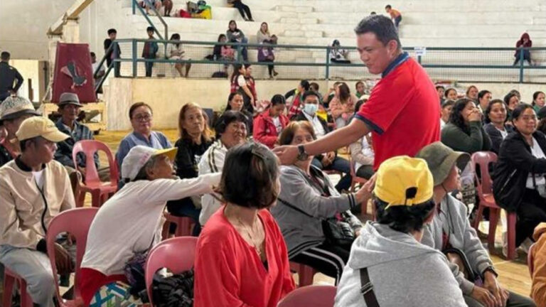 Canlaon IDPs To Receive TUPAD Aid; LGU Distributes Incentives
