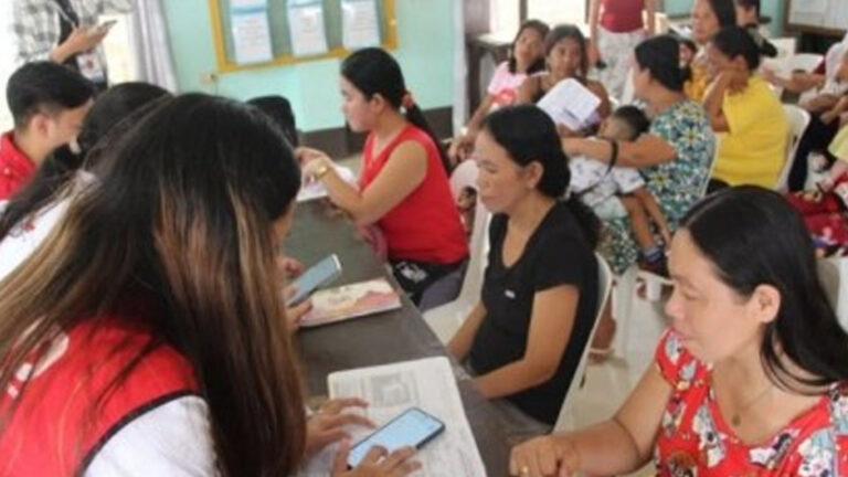 4.5K Moms In Eastern Visayas Get Grants To Aid Pregnancy, Kid Support