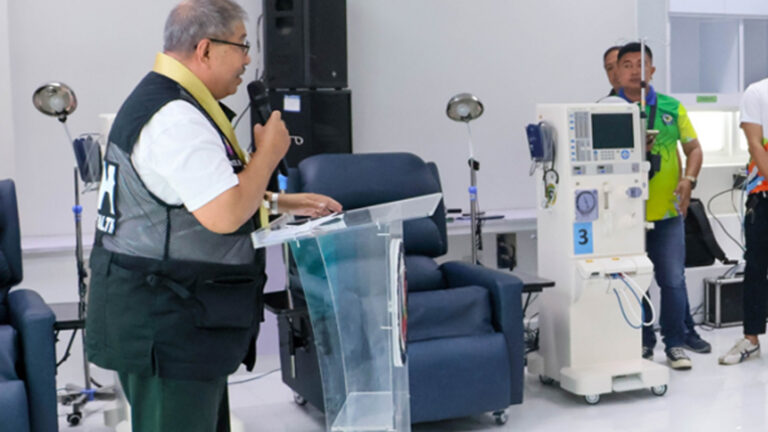 Naga Hospital Gets Hemodialysis Equipment From DOH