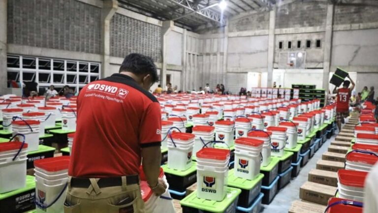 Fire-Hit Families In Sorsogon Get PHP4 Million DSWD Aid