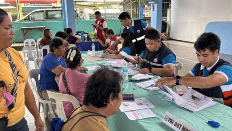 218 Families In Caraga Get Housing Aid From DHSUD