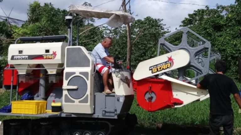 Surigao Del Norte Agrarian Reform Farmers Get Modern Harvester From Government