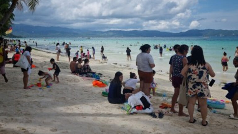 Boracay Bans Loud Noise, Parties On Good Friday