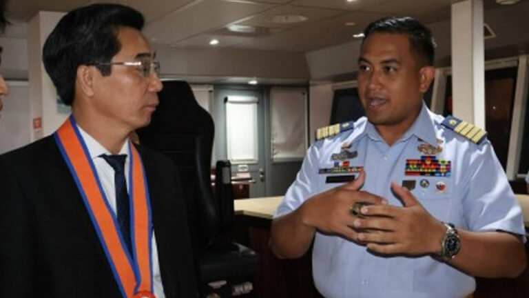 Philippine Coast Guard Deepens Maritime Cooperation With Vietnam