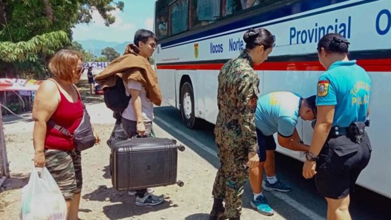 Ilocos Norte Police Offers Free Rides To Residents, Tourists