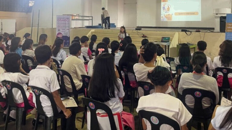 DepEd: Private Schools May Adopt School Calendar Reversion