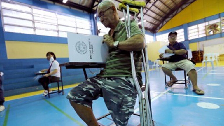 Exec Urges Albay PWDs To Vote On May 12
