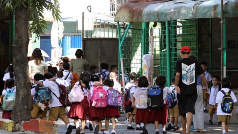 DepEd: School Opening Preps Unhampered By Angara’s Resignation