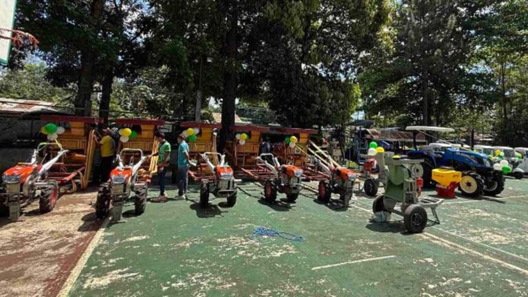 DAR Distributes PHP8.2 Million Equipment To Bukidnon Farmers’ Groups