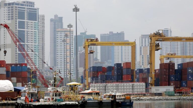 Government Working Harder To Sustain Philippine Economic Growth, Says Palace