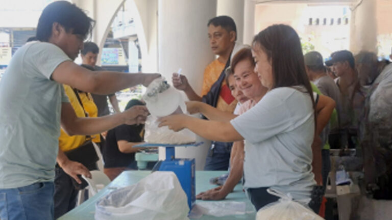 Lingayen Expands PHP20 Rice Program To Remote Barangays