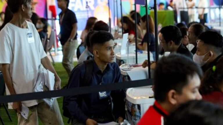 89K Local, Overseas Jobs Available In Independence Day Job Fairs
