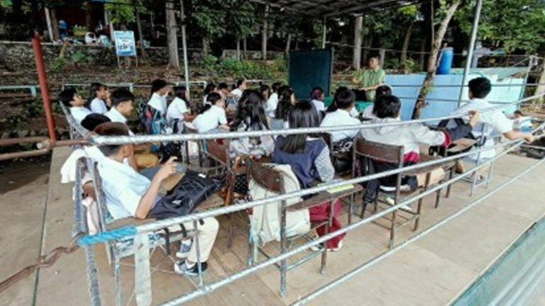DepEd-Negros Occidental Opens Classes In 576 Schools, Welcomes 325K Learners