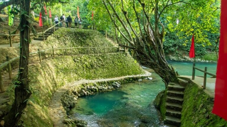 Samar Town Continues To Draw Tourists After Being Cleansed Of Rebels