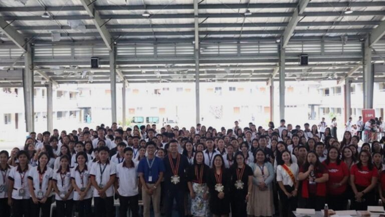 Temporary Work For Albay Students, Graduates A Boost To Personal Development