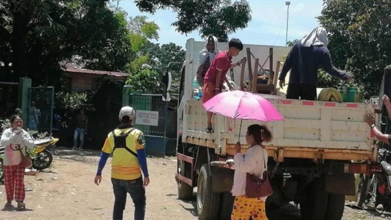 Government Agencies Assist LGUs In Decampment Of Kanlaon IDPs