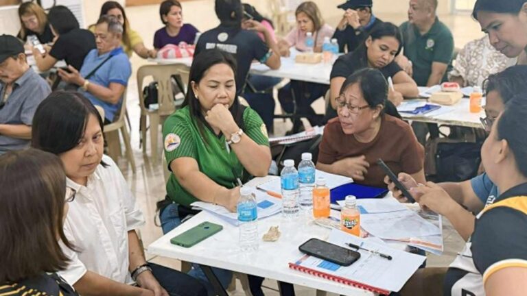 Iloilo City Villages Gear Up To Become ARTA-Compliant