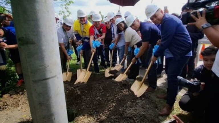 Davao Light Installs Electric Poles In New Davao Del Norte Franchise Area
