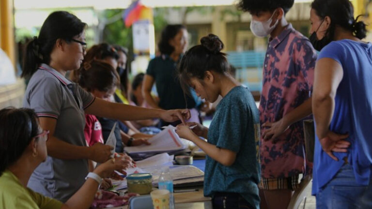 Unified Data System To Track Filipino Learners From School To Work