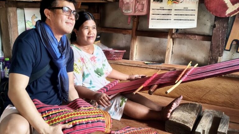 Kalinga Weavers Stitch Stories Of Survival