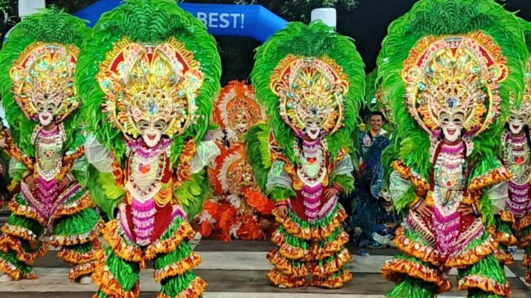 Barangay Tangub Wins Street Dance Title As MassKara Ends On High Note