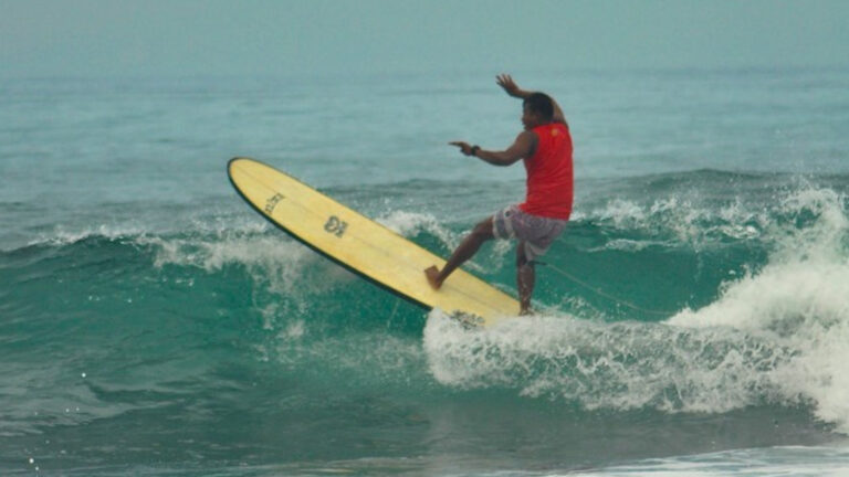 La Union Starts Annual Surfing Break