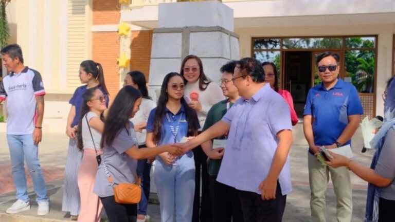 30 Board Exam Takers In Ilocos Norte Town Get PHP10 Thousand Review Aid